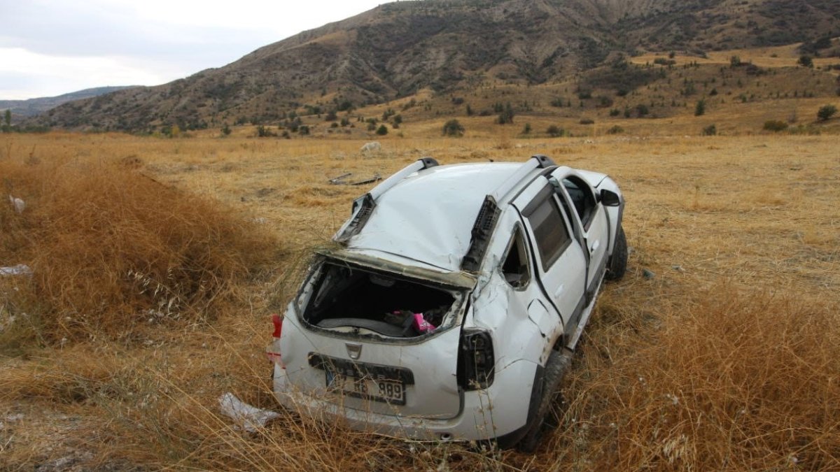 Burdur'da araç takla atarak şarampole uçtu; 1 ölü 4 yaralı