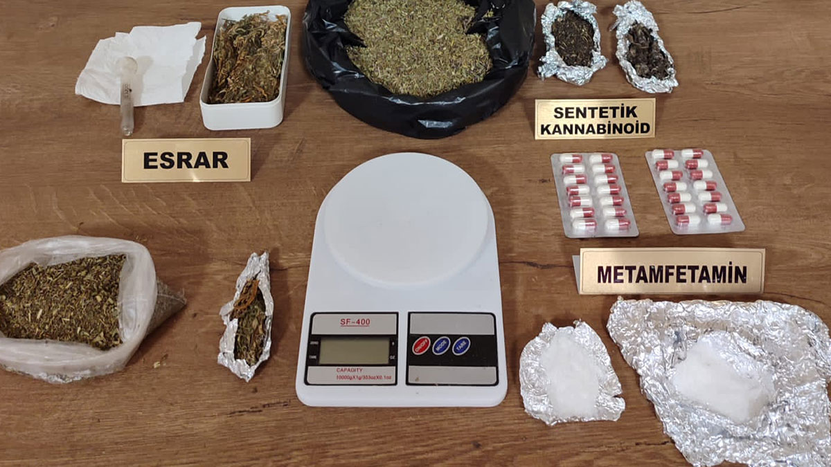 Samsun'da narkotik uygulaması: 24 kişi yakalandı