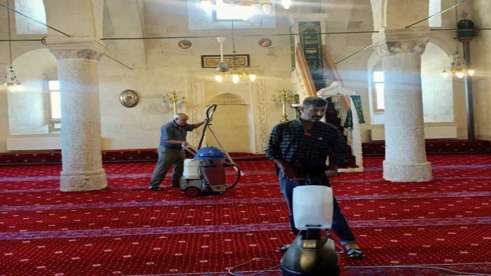 Ortahisar'da camiler temizlendi