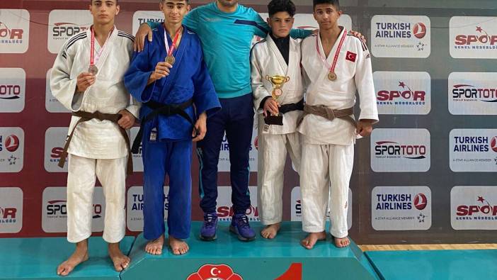 Sivaslı judocular Ankara’dan madalyalarla döndü