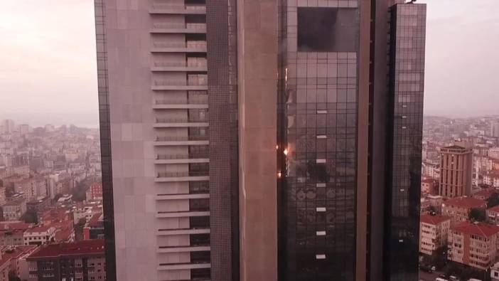 Şişli'de iş merkezinde yangın