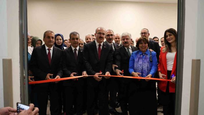 Fethi Sekin Şehir Hastanesi'nde Tüp Bebek Merkezi törenle açıldı