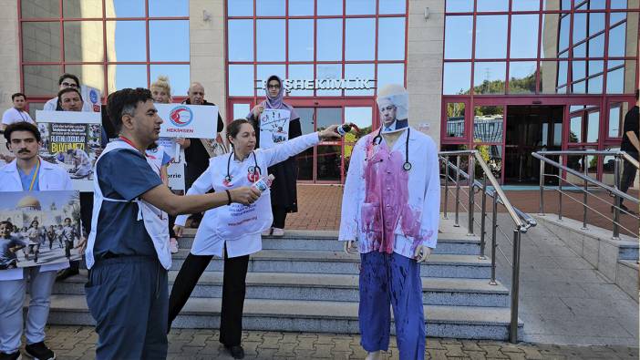 Doktorlardan İsrailli meslektaşlarına tepki