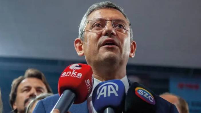 CHP Genel Başkanı Özgür Özel mazbatasını aldı