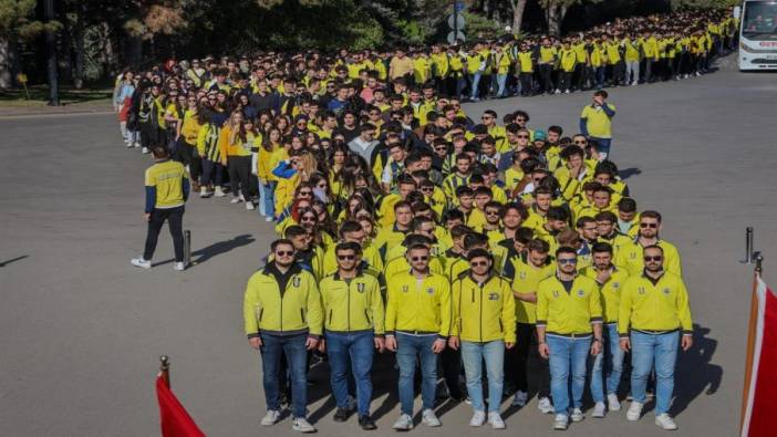 Fenerbahçeli taraftarlar Anıtkabir’i doldurdu