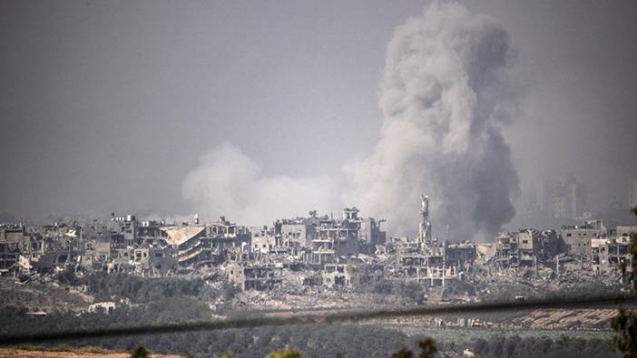 İsrail'in attığı top mermisi Lübnan'da bir hastaneye isabet etti