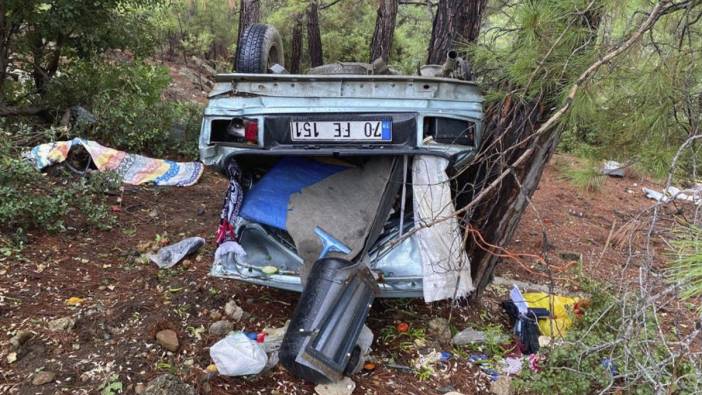 Otomobil 20 metreden aşağıya uçtu 1 ölü 3 yaralı