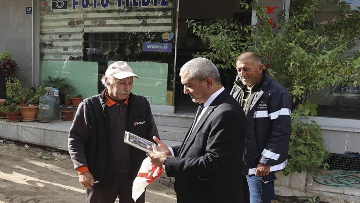 Başkan Kaplan’ı duygulandıran sürpriz hediye