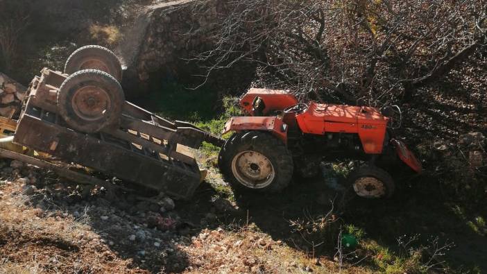 Şarampole devrilen traktör sürücüsü yaralandı