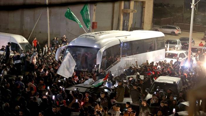 Hamas 17 rehineyi, İsrail 39 Filistinli mahkumu serbest bıraktı
