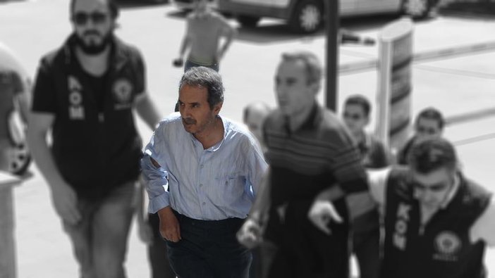 Eski Zaman gazetesi başyazarı Ünal'a hapis cezası