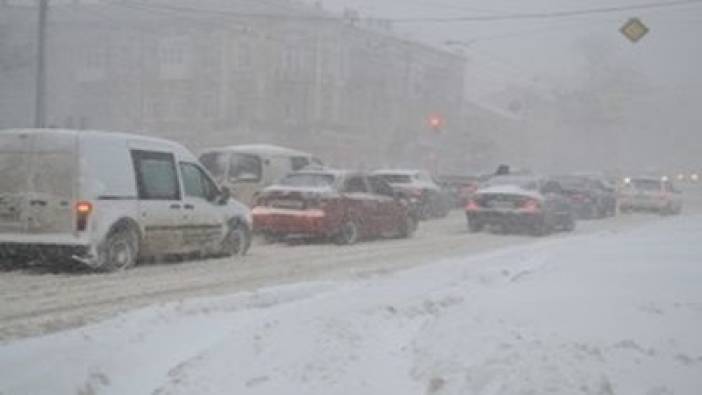 Ukrayna’da kar fırtınası 10 ölü 23 yaralı