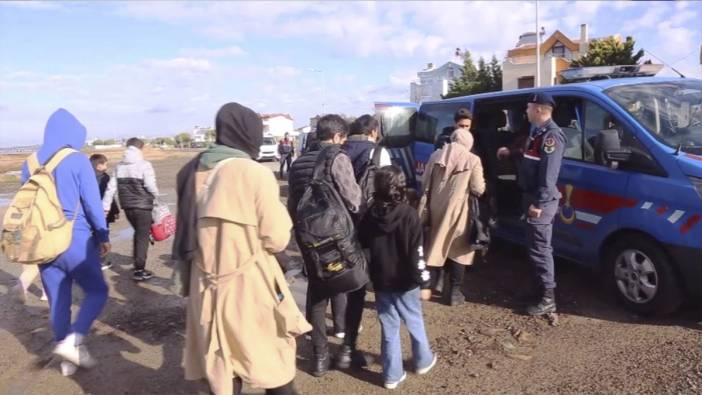 Ayvalık’ta 36 göçmen yakalandı