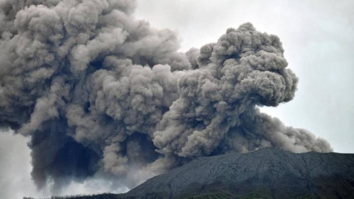 Merapi Yanardağı patlamasında 23 dağçı hayatını kaybetti