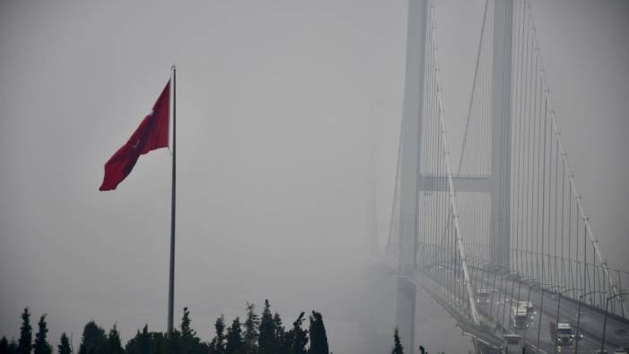 Osmangazi Köprüsü adeta görünmez oldu