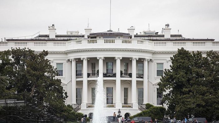 Beyaz Saray önünde kendini ateşe veren kişi yaralandı