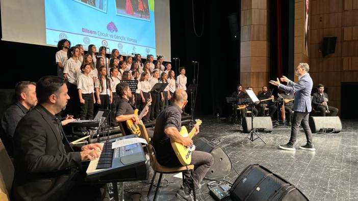 Çocuk ve Gençlik Korosundan 12 farklı dilde konser