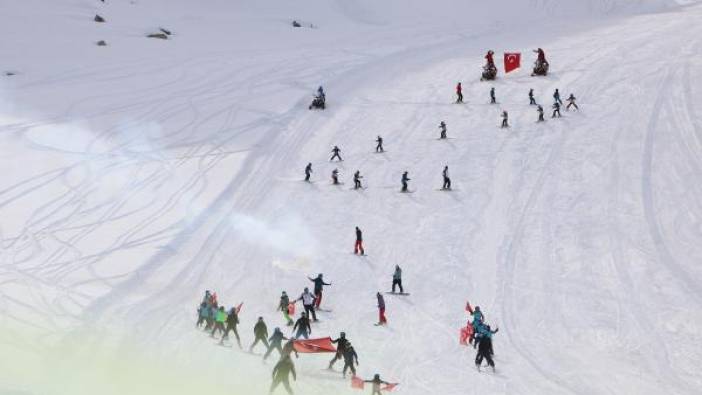 Hakkari'de Merga Bütan Kayak Merkezi sezonu açıldı