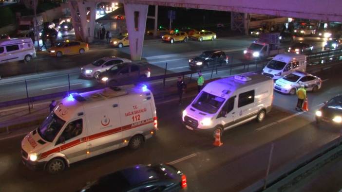 Metrobüs üst geçidinden atlayan kadın hayatını kaybetti