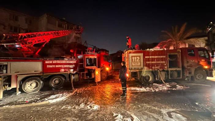 Tarihi Uzun Çarşı'da yangın çıktı