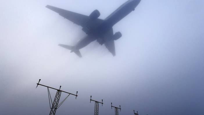 Yarına kadar sis etkili olacak Uçak seferleri iptal edildi