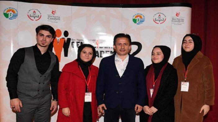 Tuzla’da ‘Genç Liderler’ yetişiyor