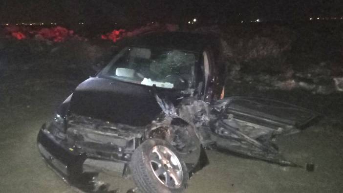 Manisa'da minibüs ile otomobil çarpıştı: 5 yaralı