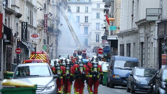 Paris'te patlama: 2 kişi öldü