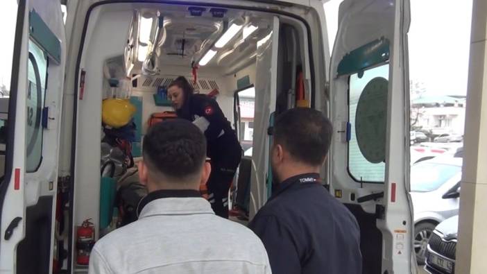 Adana'da yolcu minibüsü devrildi '7 kişi yaralandı'