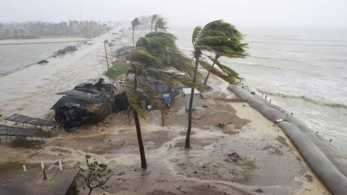 Kasırga’da 12 kişi hayatını kaybetti