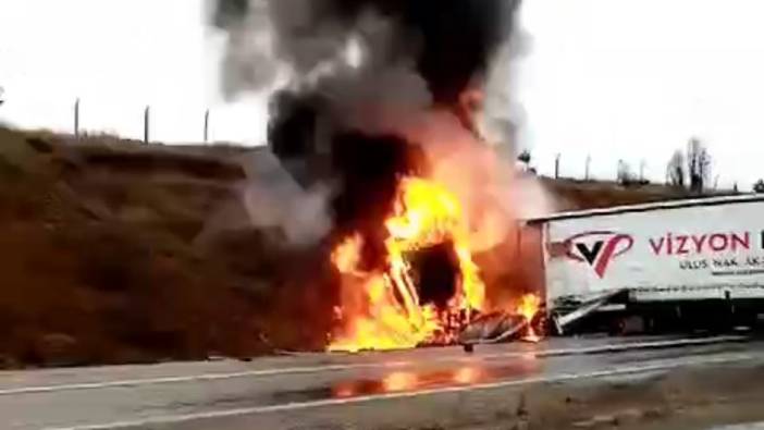 Kahramanmaraş’ta iki TIR çarpıştı