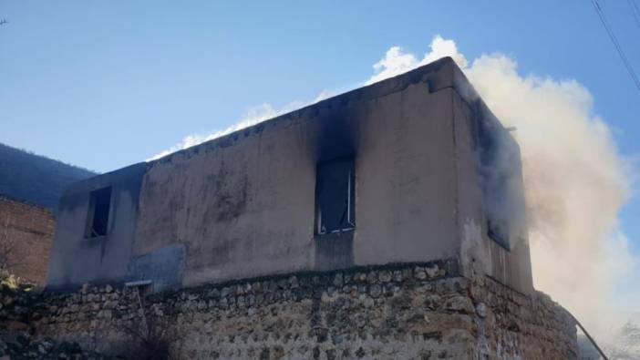 Mardin’de yangın 'Ev kullanılamaz hale geldi'