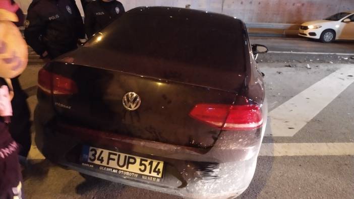 Kadıköy'de araç kontrolden çıktı 3 yaralı