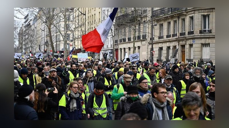 Sarı yelekliler 12. kez sokaklarda