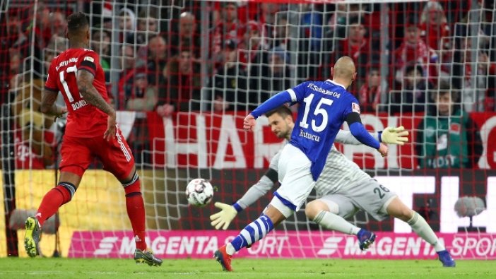 Schalke 04'e Ahmed Kutucu'nun golü yetmedi