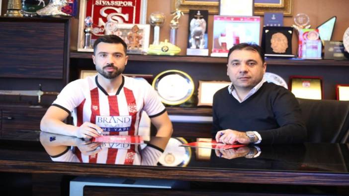 Sivasspor yıldız oyuncuyu transfer etti