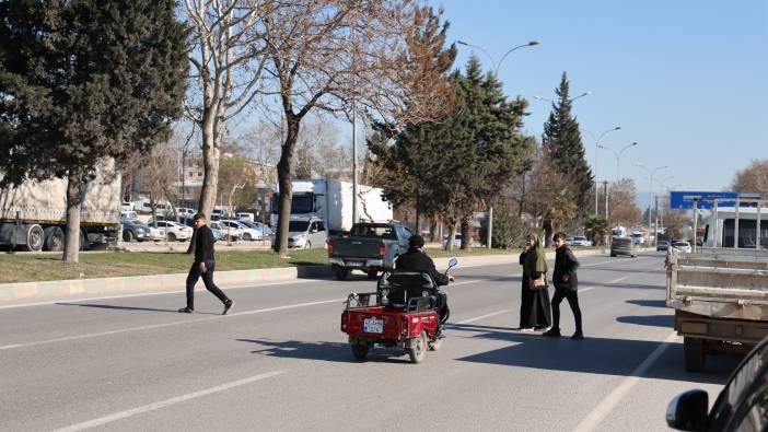 Vatandaşlar ölüm yolu için çare arıyor