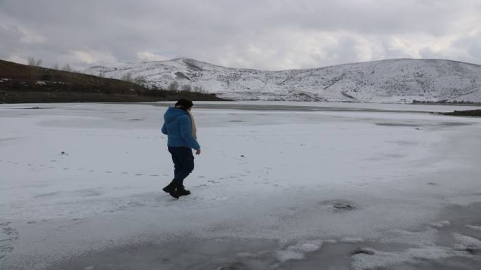 Sivas’ta bulunan Yıldız göleti buz tuttu