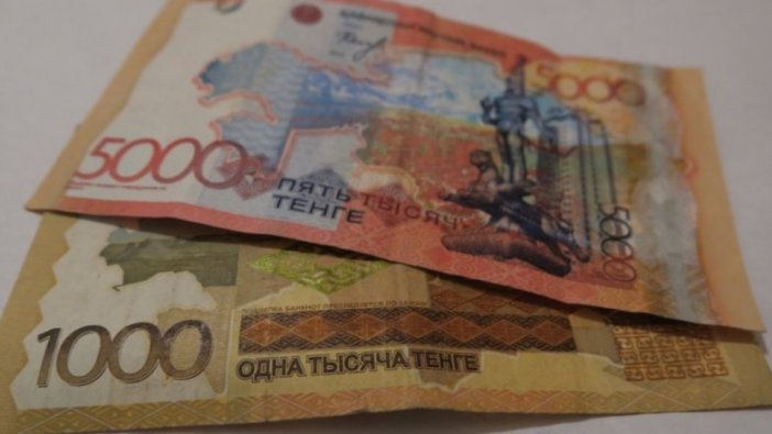 Kazakistan Rusça'yı paradan kaldırıyor