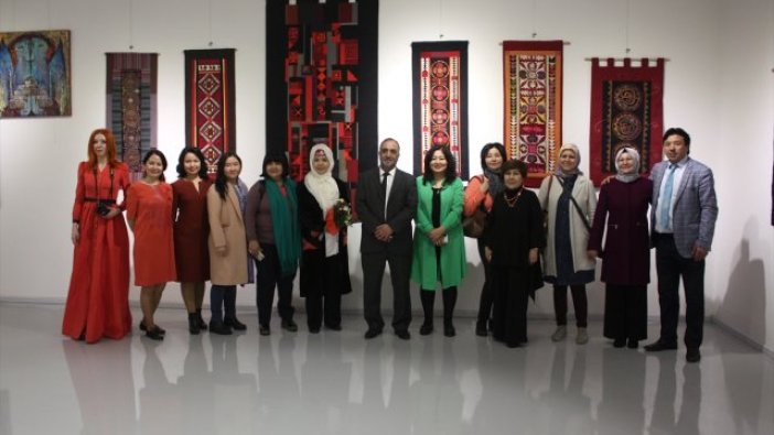 Türk dünyasından kadın sanatçılar İstanbul'da buluştu