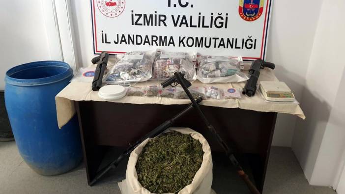 İzmir'de 11,5 kilogram uyuşturucu ele geçirildi