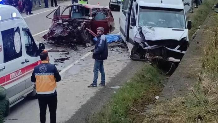 Ordu’da otomobil ile minibüsün çarpıştığı kazada 2 kişi öldü