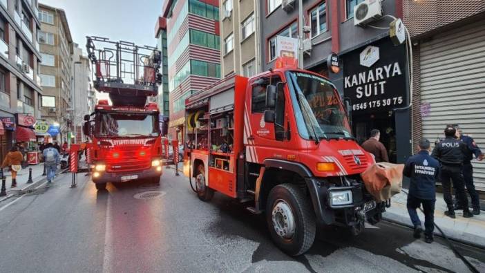 Kadıköy'de korkutan otel yangını