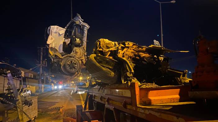 Diyarbakır’daki kaza Araç hurdaya döndü 1 ağır yaralı