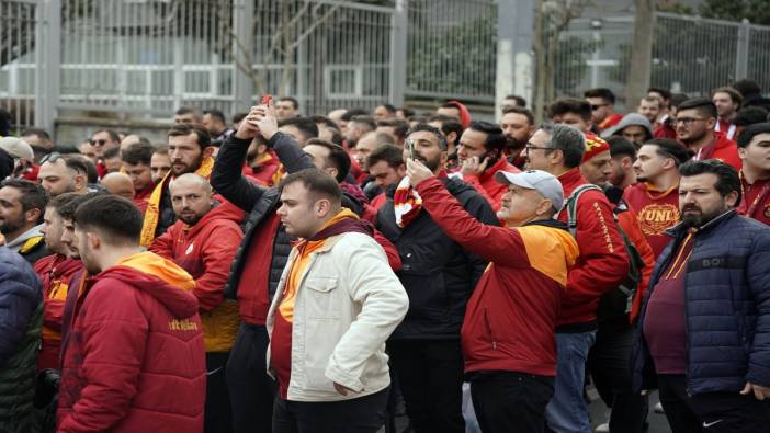 Galatasaray taraftarı stada giriş yaptı