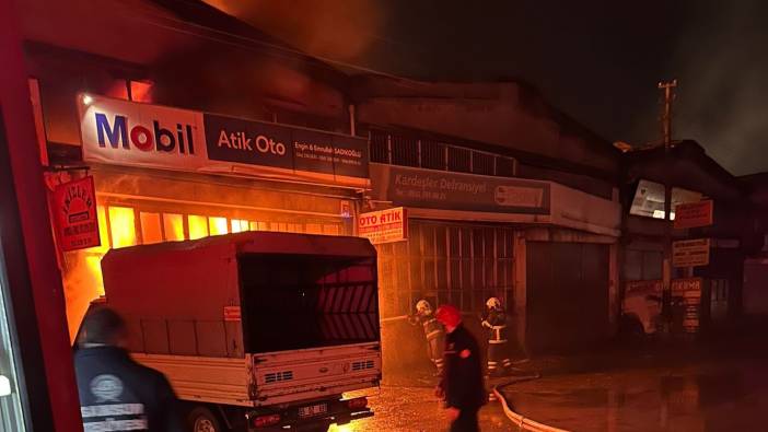 Samsun'da oto tamirci dükkanında yangın çıktı