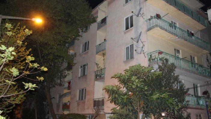 Avcılar'da çökme riski bulunan bina boşaltıldı