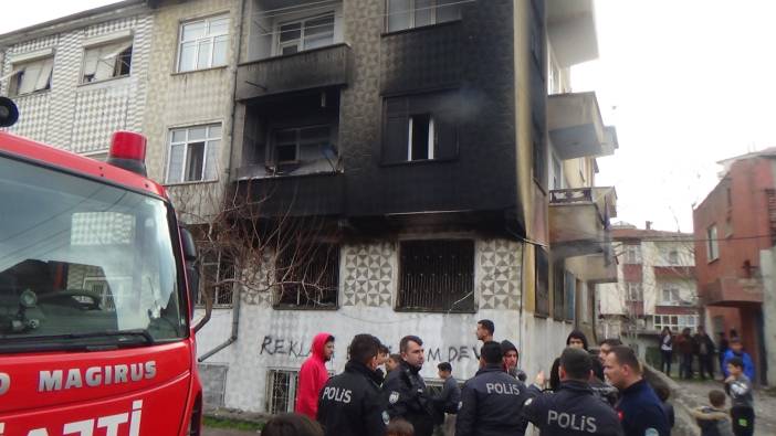 Kayseri'de 3 katlı binada yangın çıktı