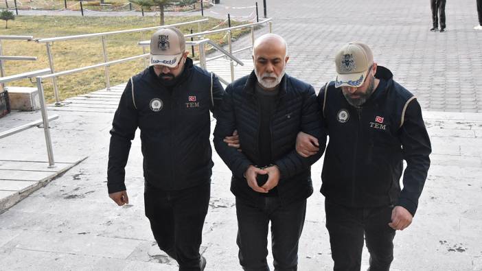 FETÖ firarisi eski vali Ahmet Pek yakalandı