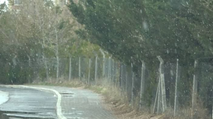 Aksaray'da kar yağışı görüldü
